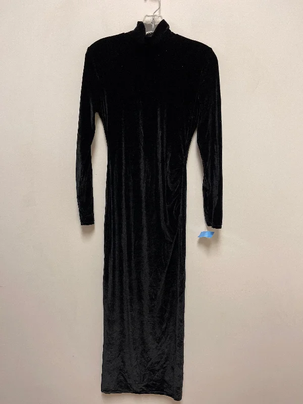 Dress Casual Maxi By Clothes Mentor In Black, Size: M