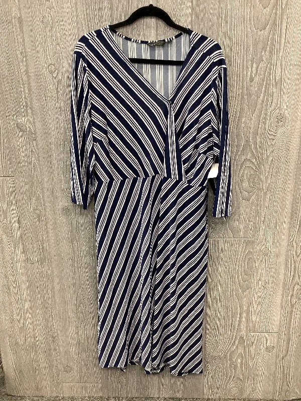 Dress Casual Midi By Clothes Mentor In Blue & White, Size: 3x