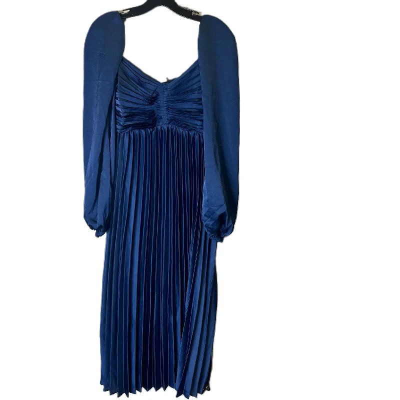 Dress Party Midi By Vici In Blue, Size: M